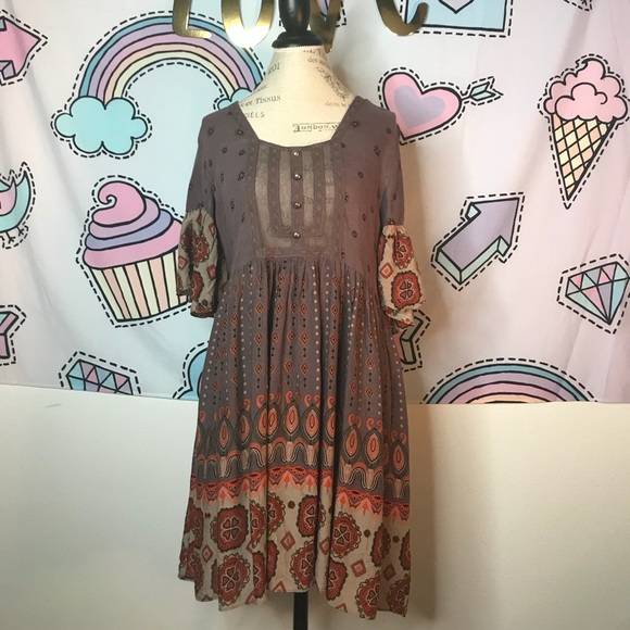 Patterned light brown dress w/ button/sheer detail - Picture 2 of 6